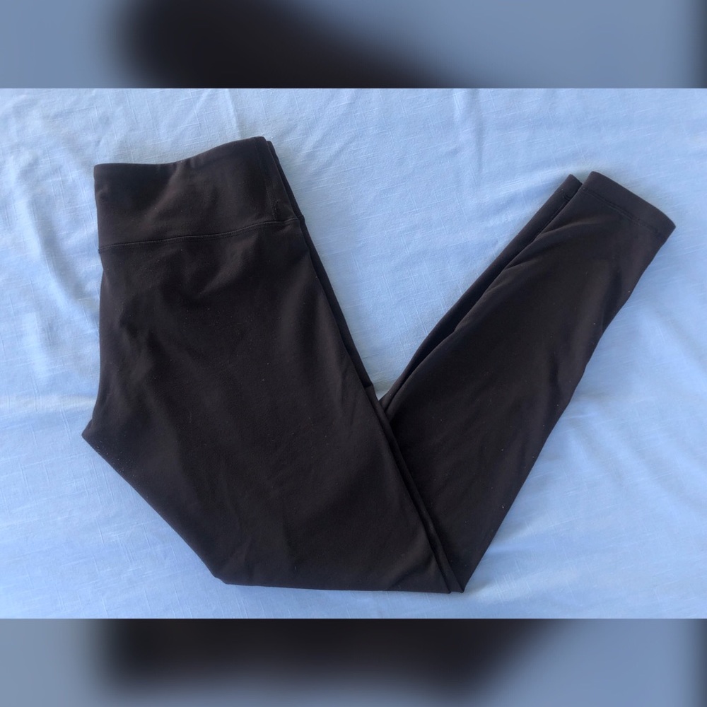 Lululemon yoga pants